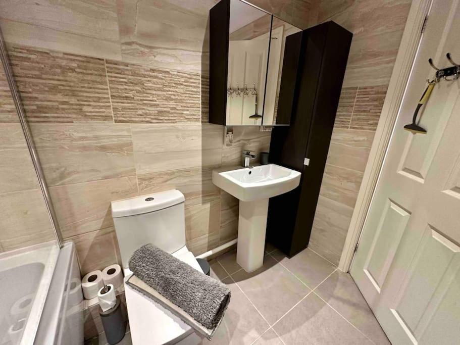Waterside Mufc & Trafford Centre Townhouse 4 Bedroom Free Parking Manchester Luaran gambar